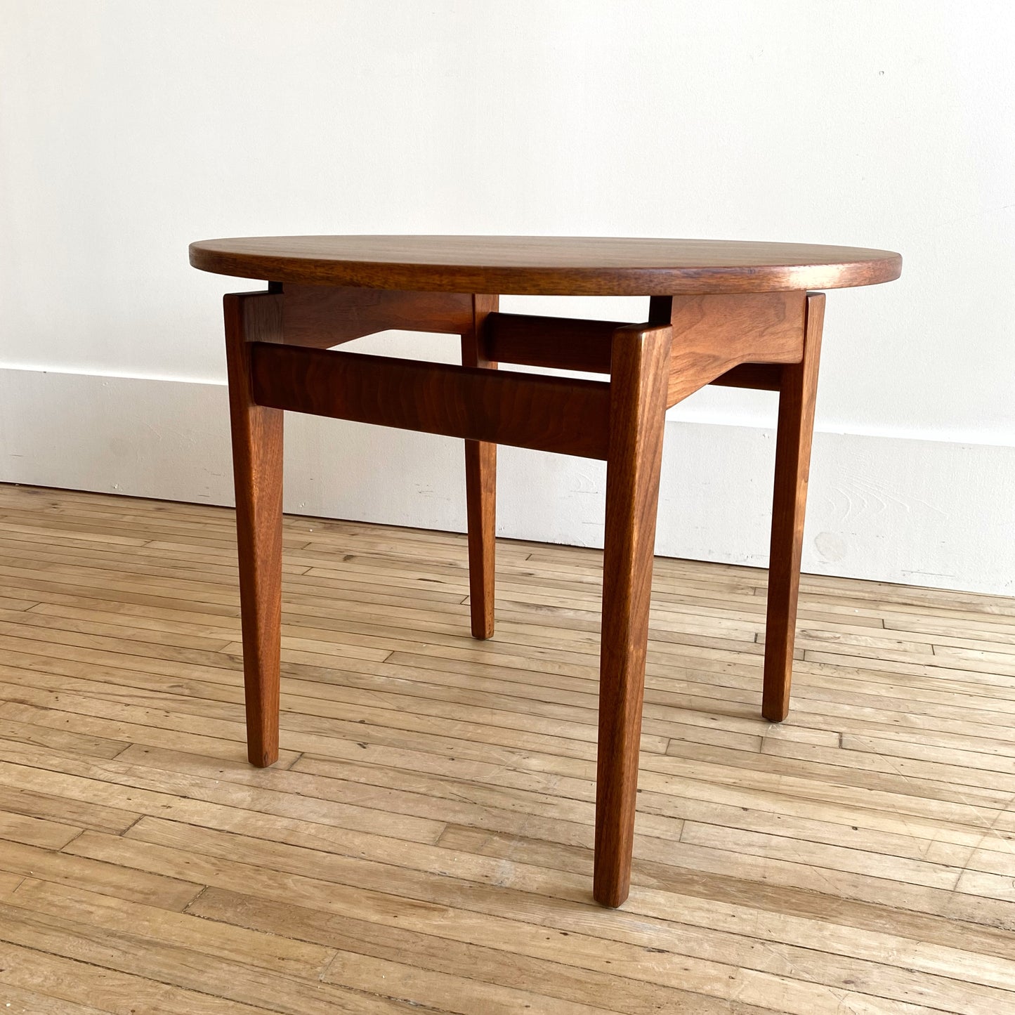 Vintage Round 'Floating' Side Table by Jens Risom