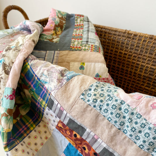 Vintage Log Cabin Quilt (73" x 84")