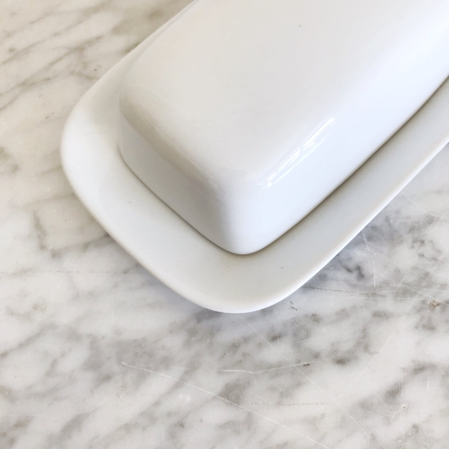 Simple White Ceramic Butter Dish