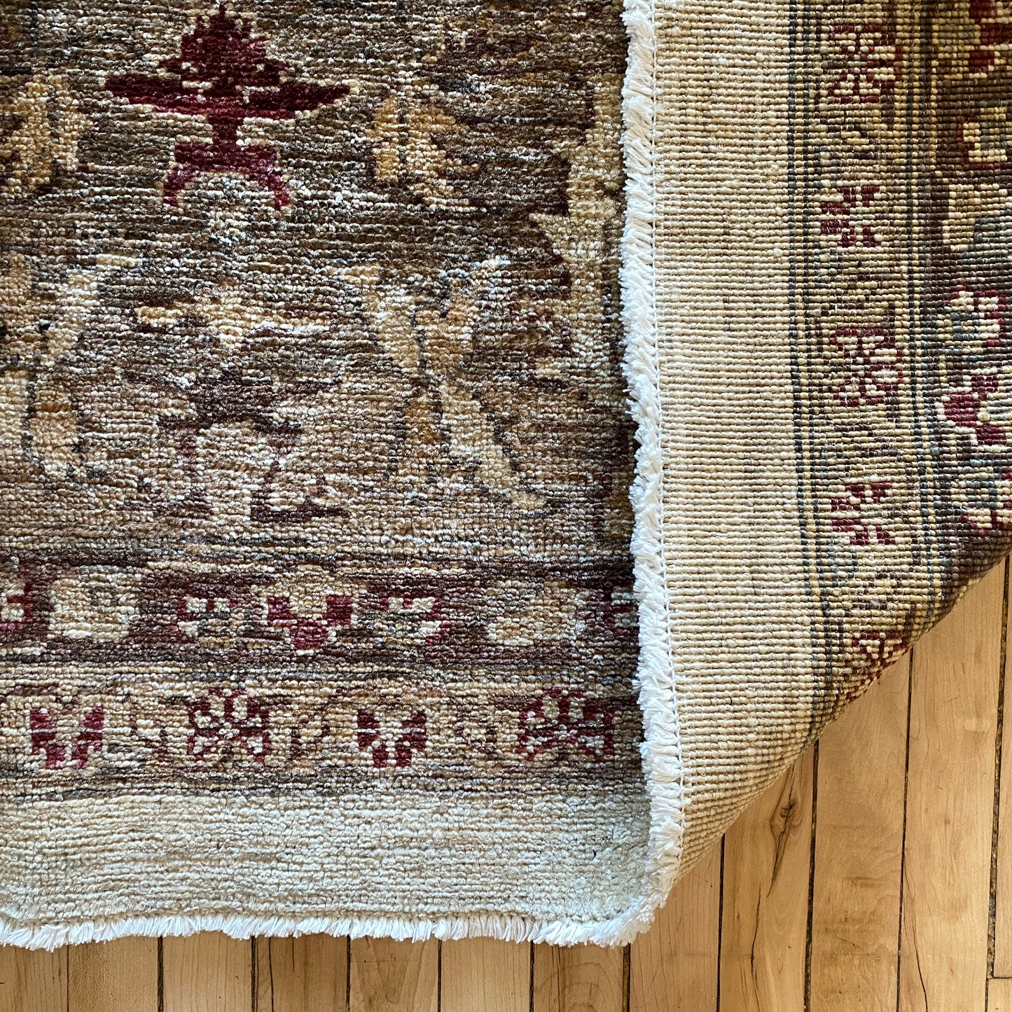 CICELY Hand-knotted Wool Area Rug (9'2" x 12'9")