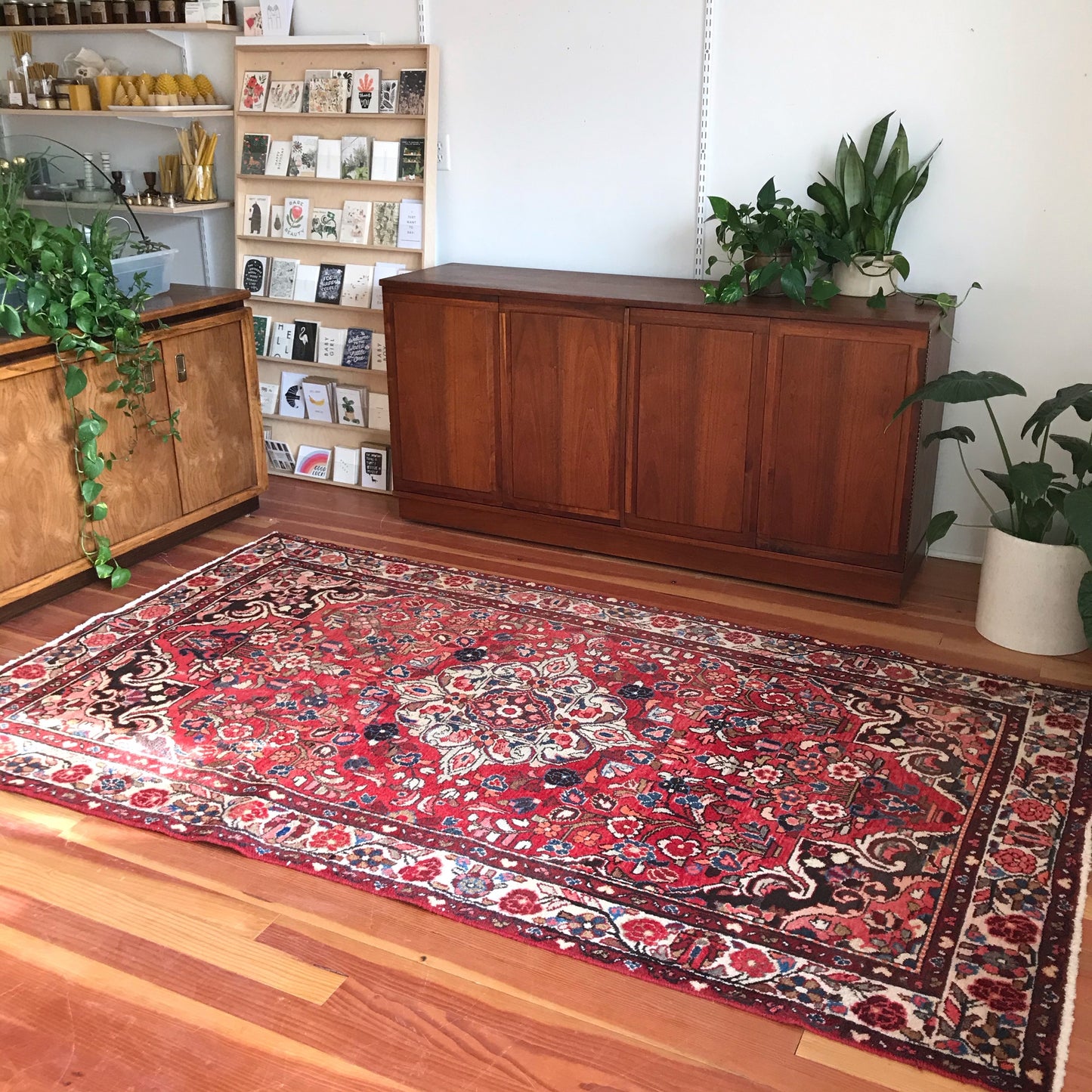 Elizabeth | Vintage Persian Rug | 4.10 x 8.5