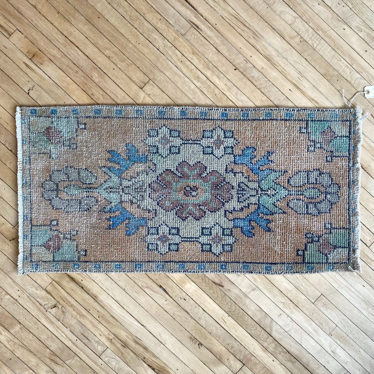 Mini Rug 6 (1.7 x 3.2)
