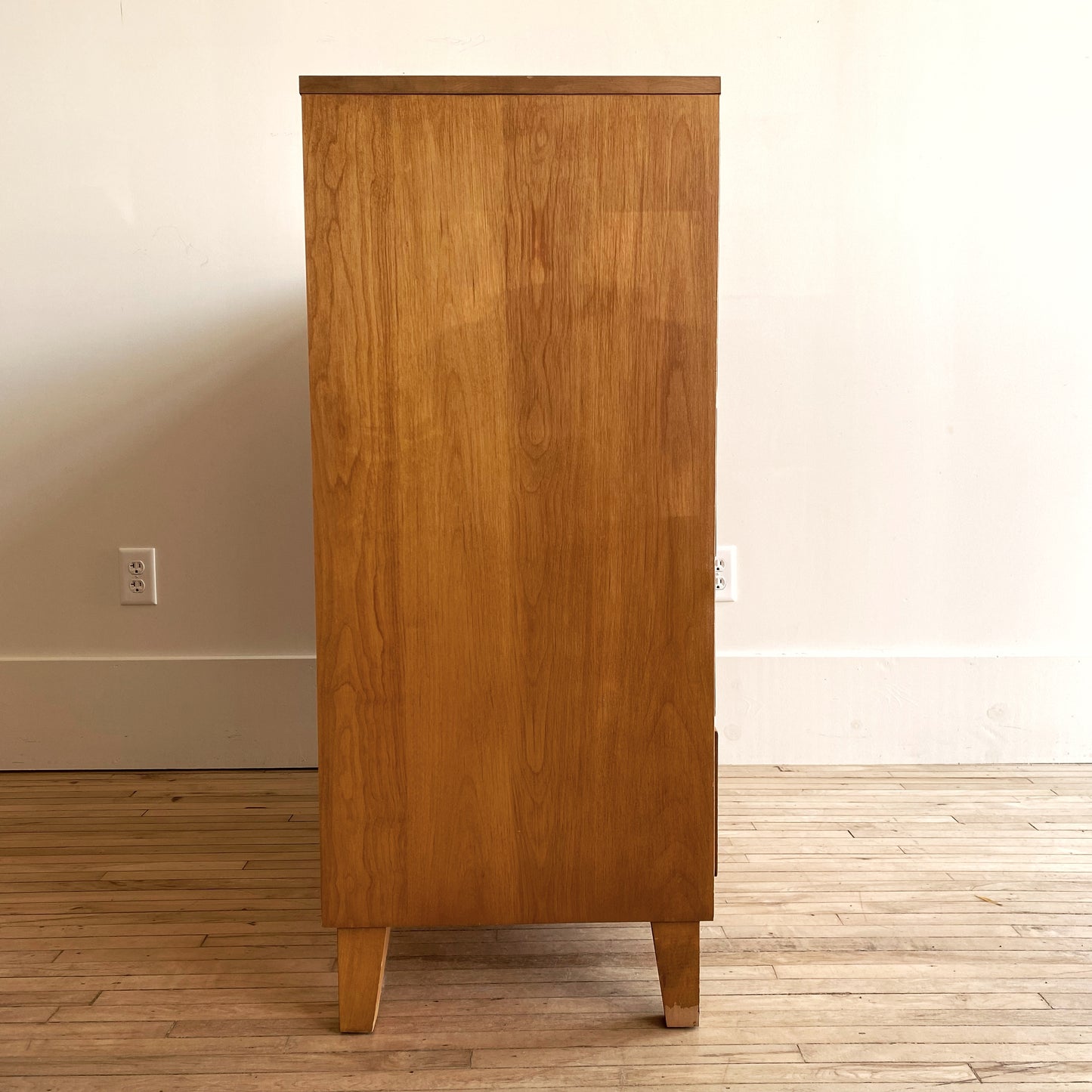 1950's "Modernmates" Dresser, Leslie Diamond for Conant Ball