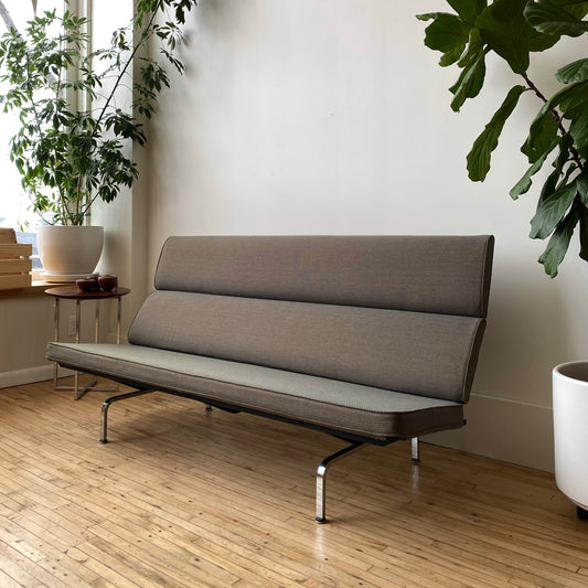 EAMES “Sofa Compact”