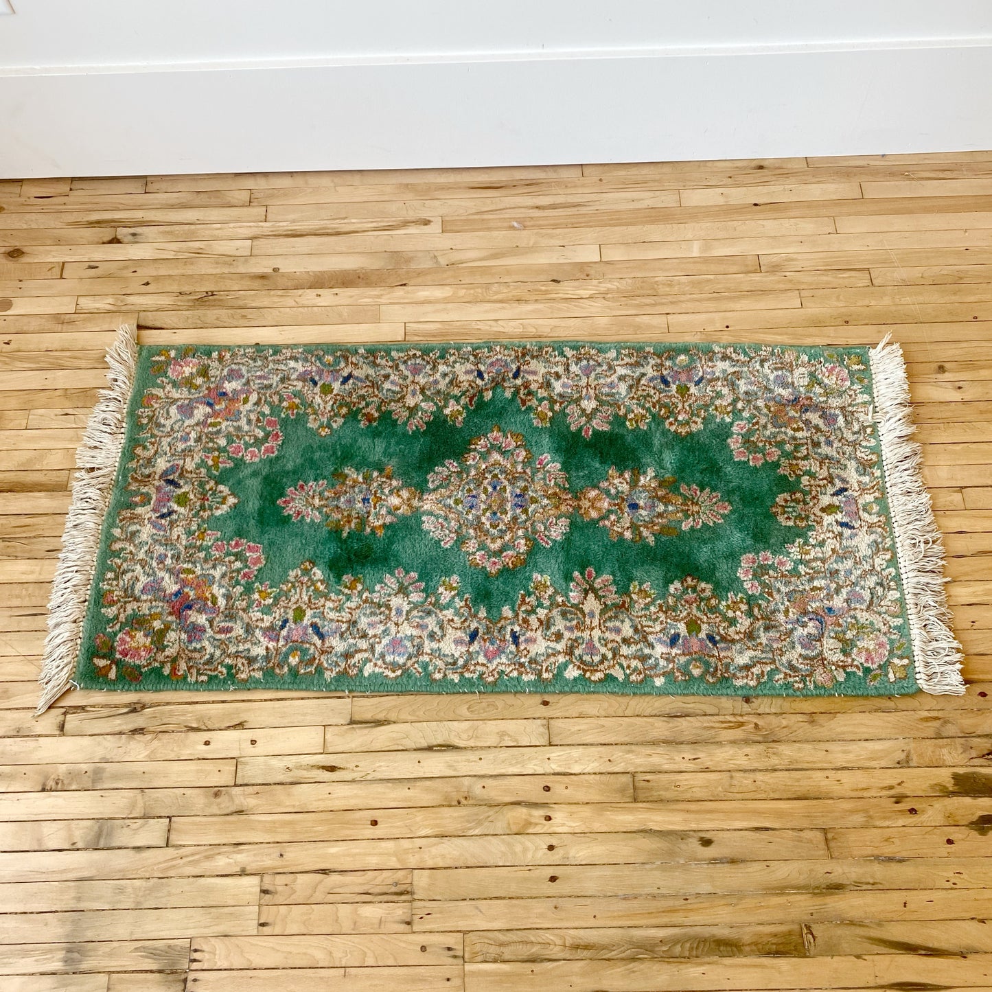 Vintage Hand-knotted Oriental Rug (24” x 49”)