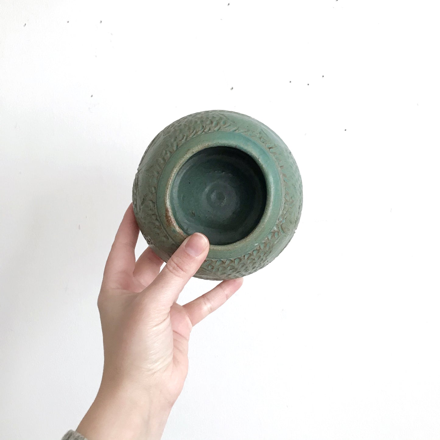 Handcrafted Ginkgo Pottery Vase