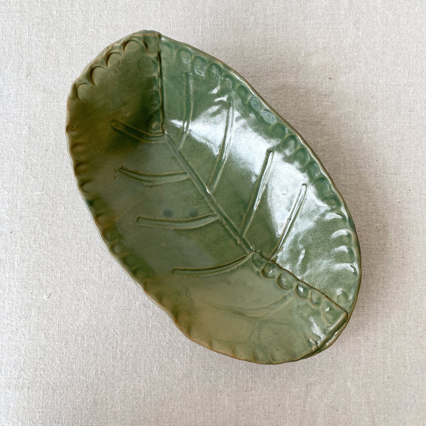 Vintage Stoneware Leaf Bowl
