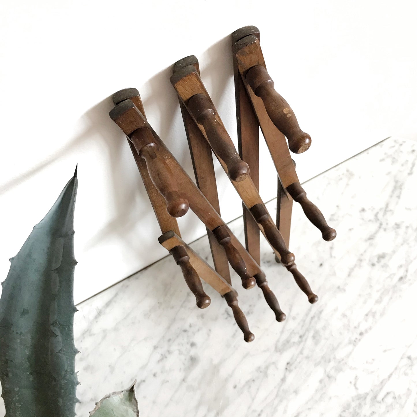 XL Vintage Wooden Accordion Peg Rack