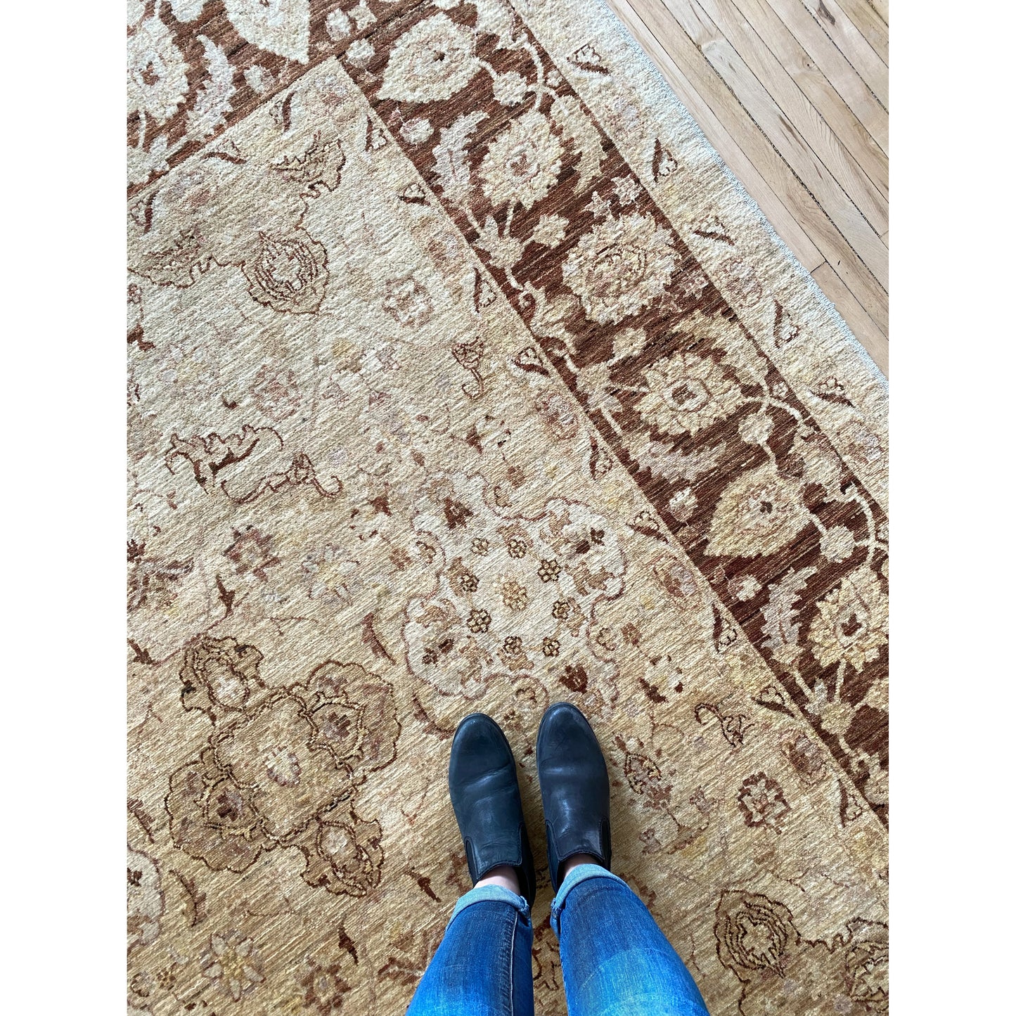 ”EMILY” Hand-knotted Wool Rug, 9 x 12