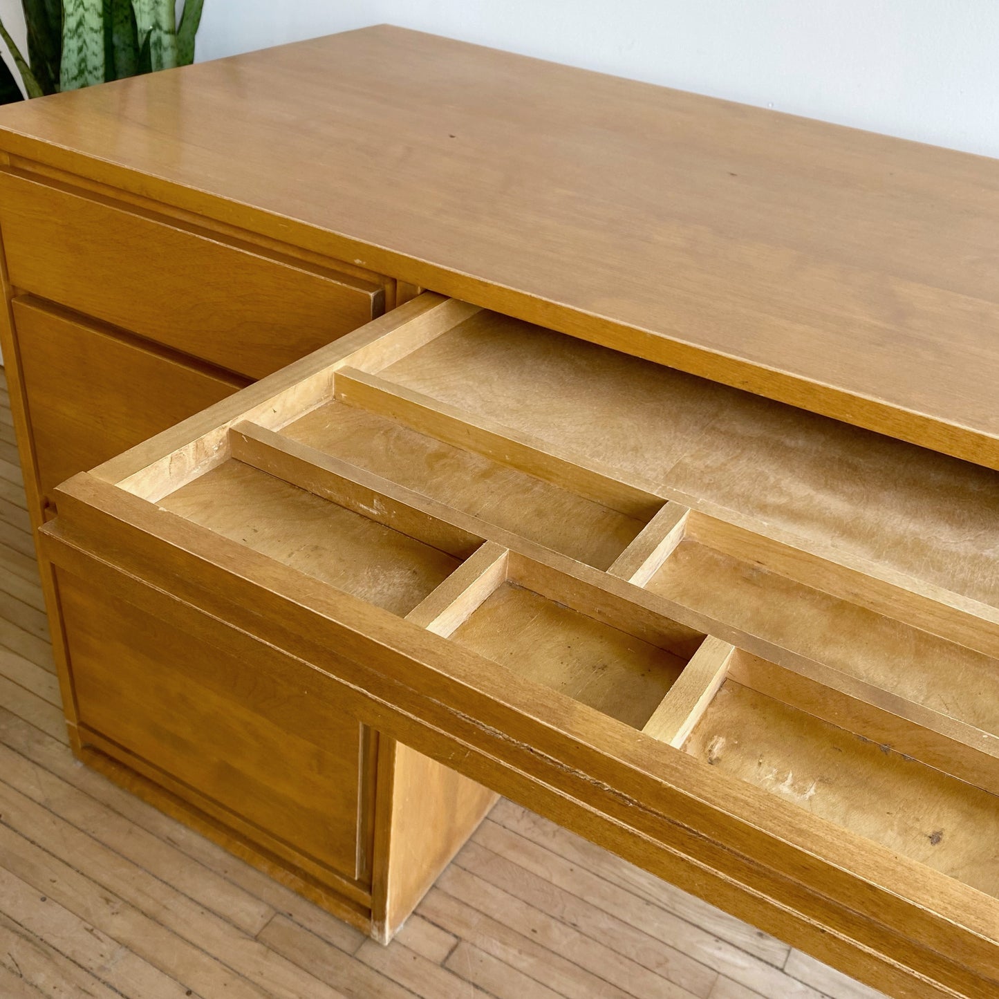 Vintage Mid Century "Modernmates" Desk, Leslie Diamond for Conant Ball