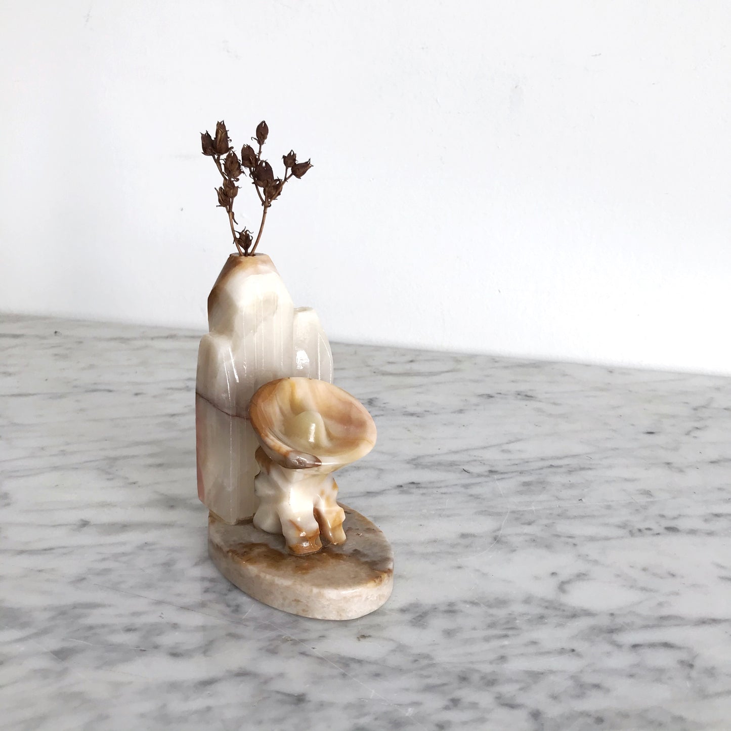 Vintage Onyx Figures / Dried Flower Vase