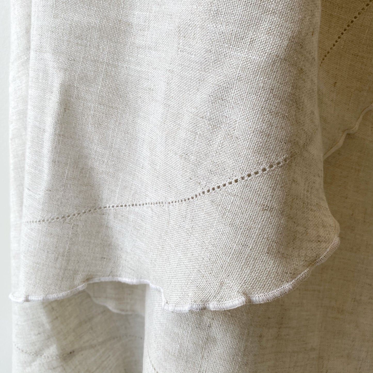 Vintage Oval Tablecloth, Natural