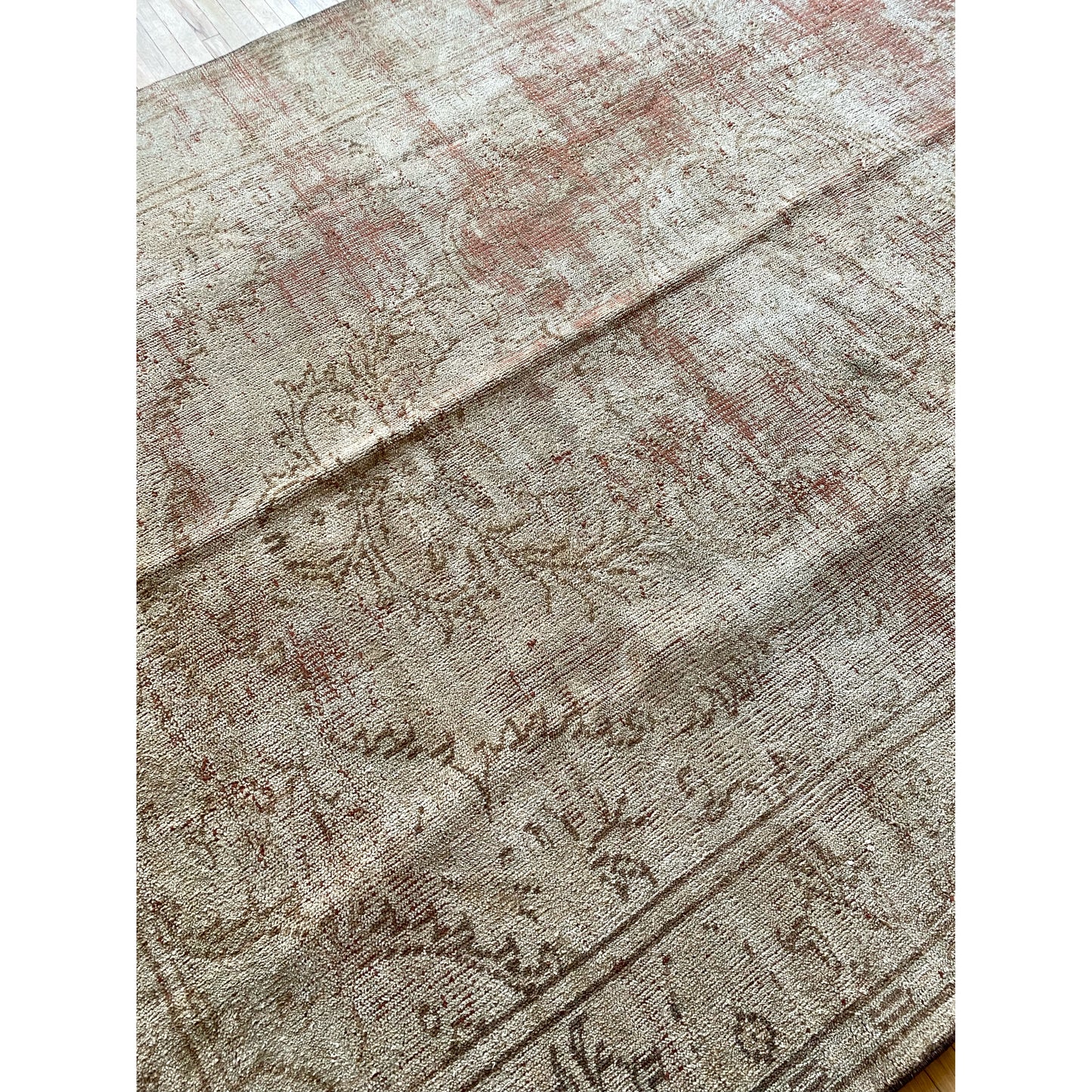 JOAN Vintage Hand-knotted Wool Area Rug (6.3 x 10)