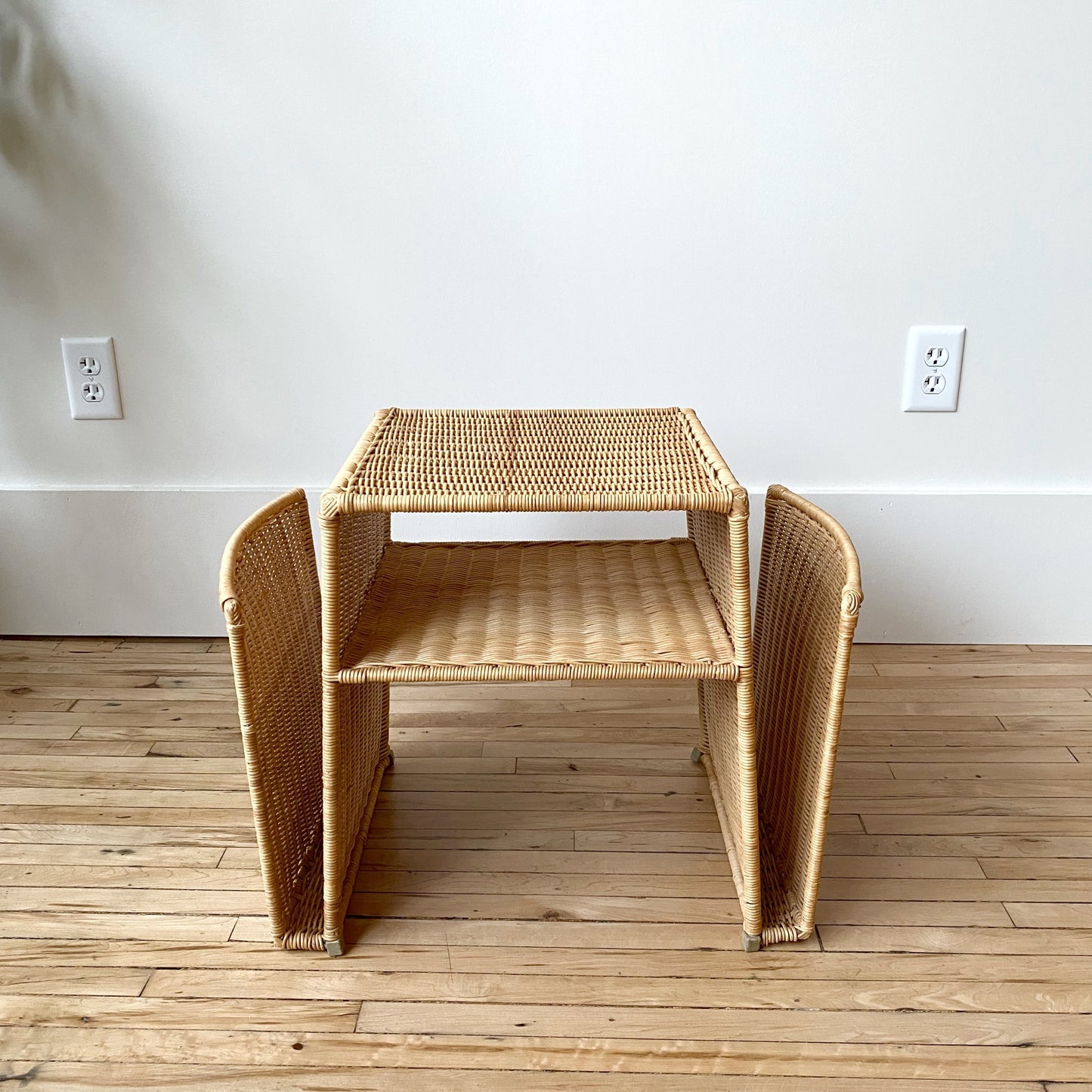 Petite Wicker End Table / Magazine Storage