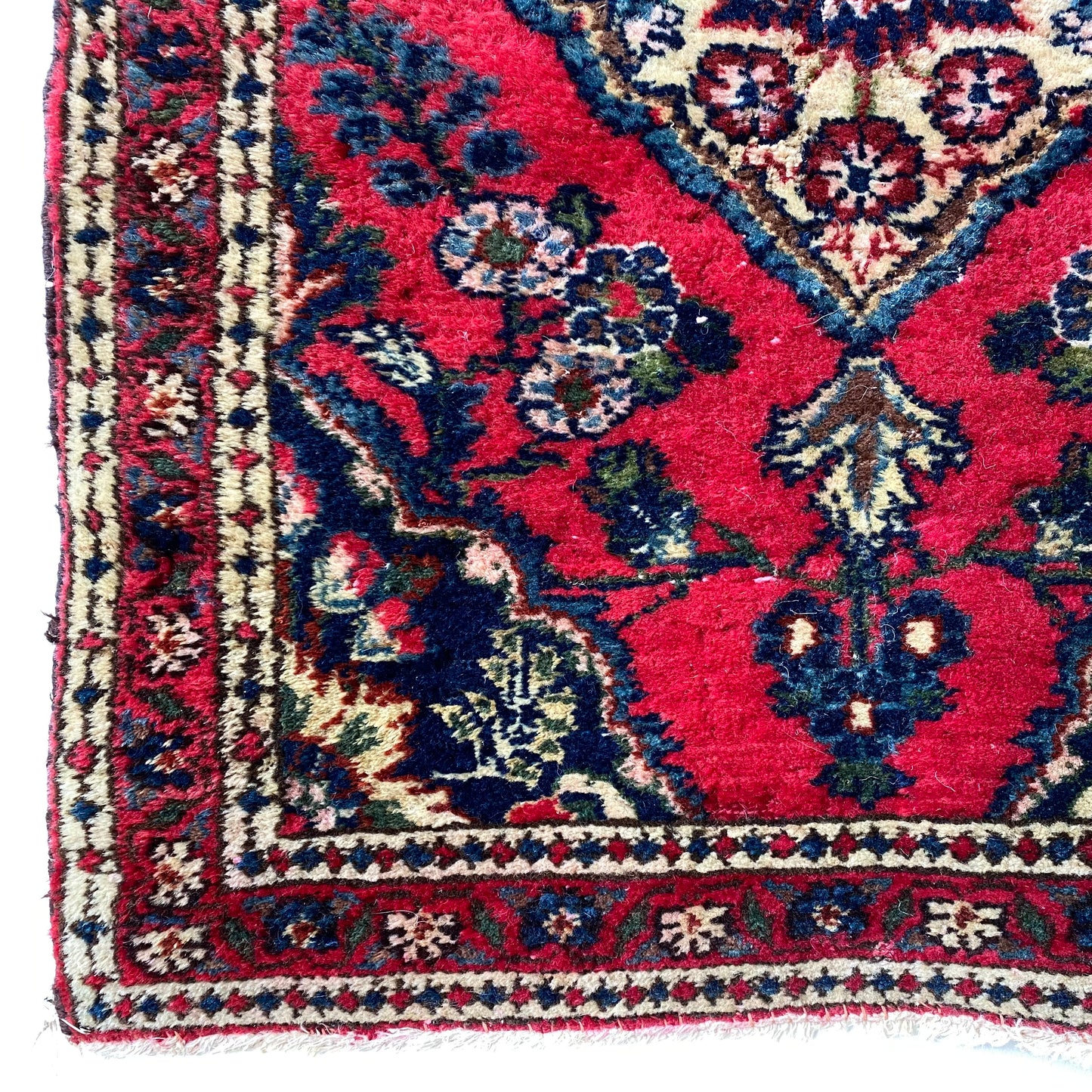"LULA" Vintage Hand-knotted Persian Rug (2' x 2'11")