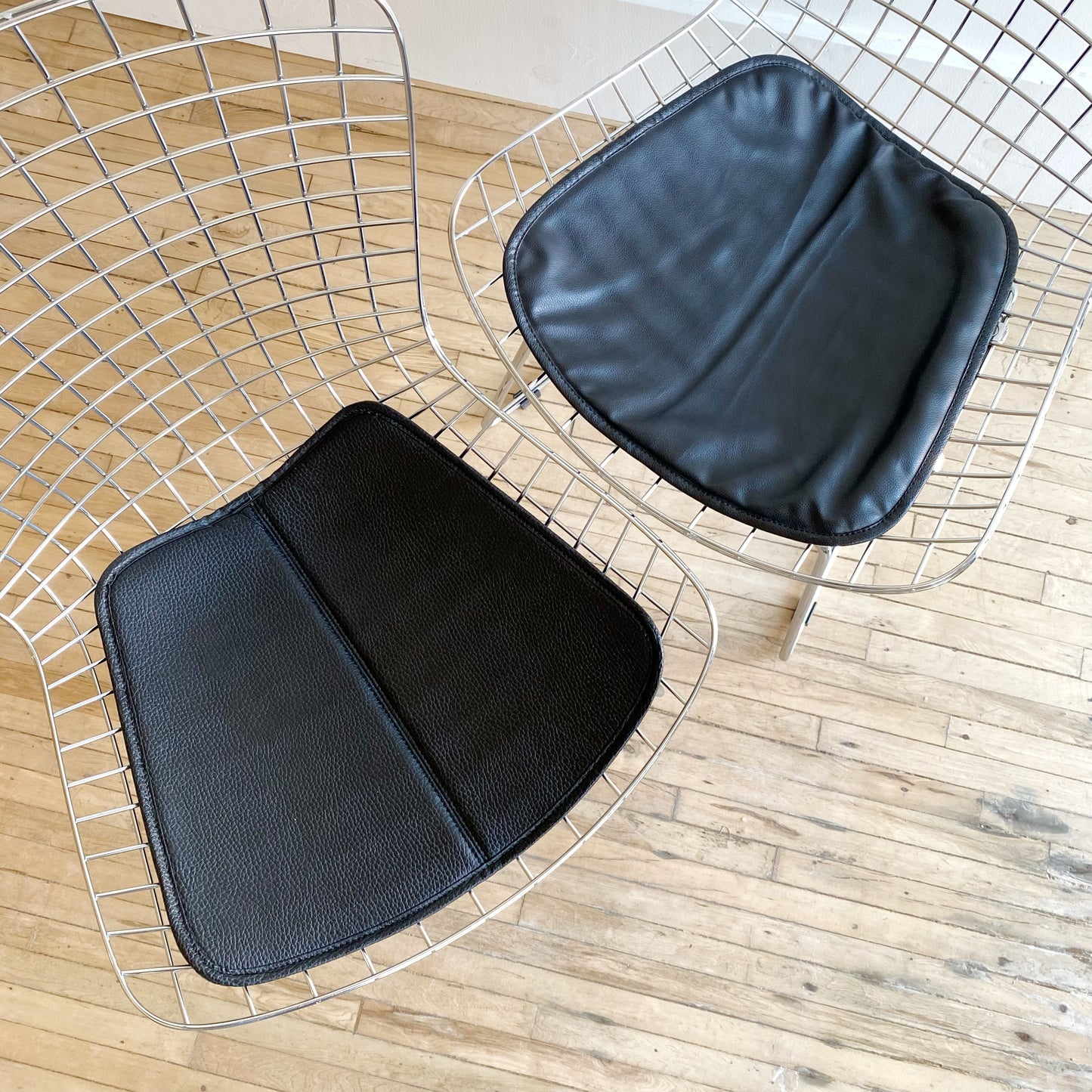 Set of 4 Bertoia-Style Chairs