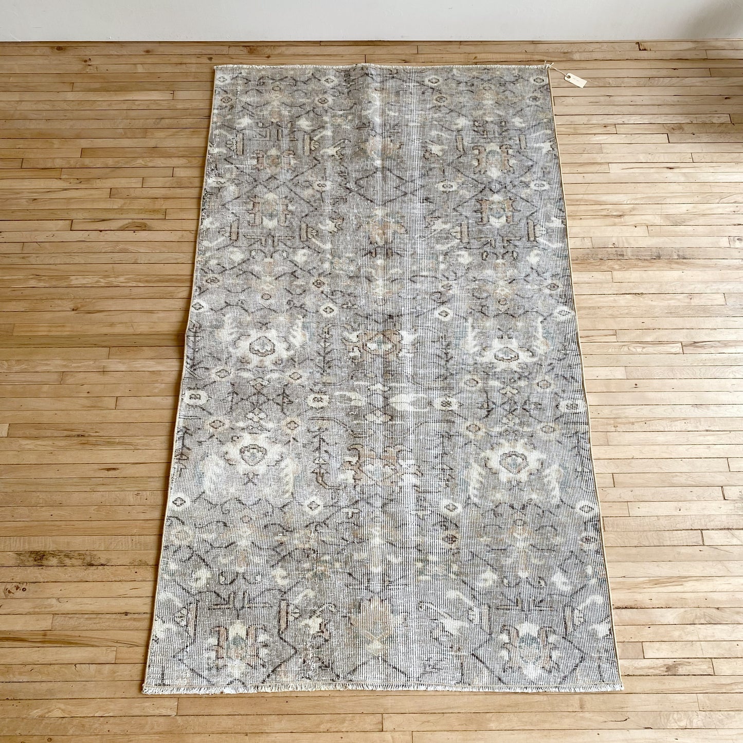 THEA Vintage Hand-knotted Wool Rug (3.8 x 6.5)