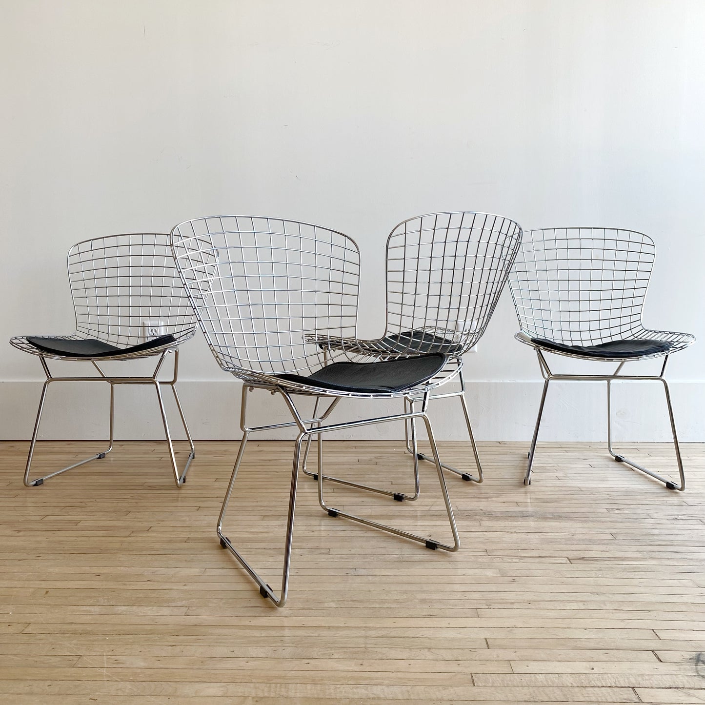 Set of 4 Bertoia-Style Chairs