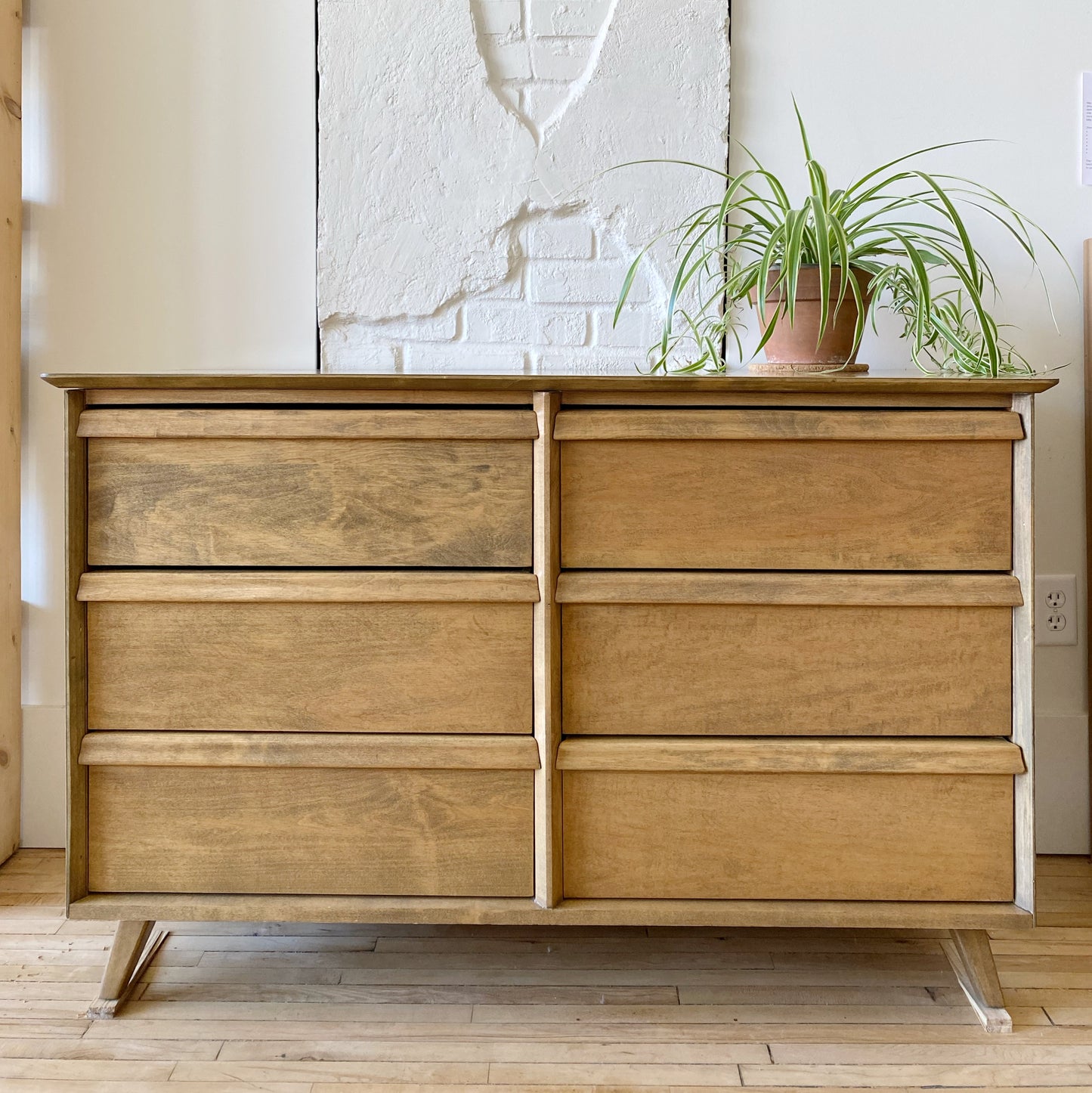 Vintage Mid-Century 6-Drawer Dresser