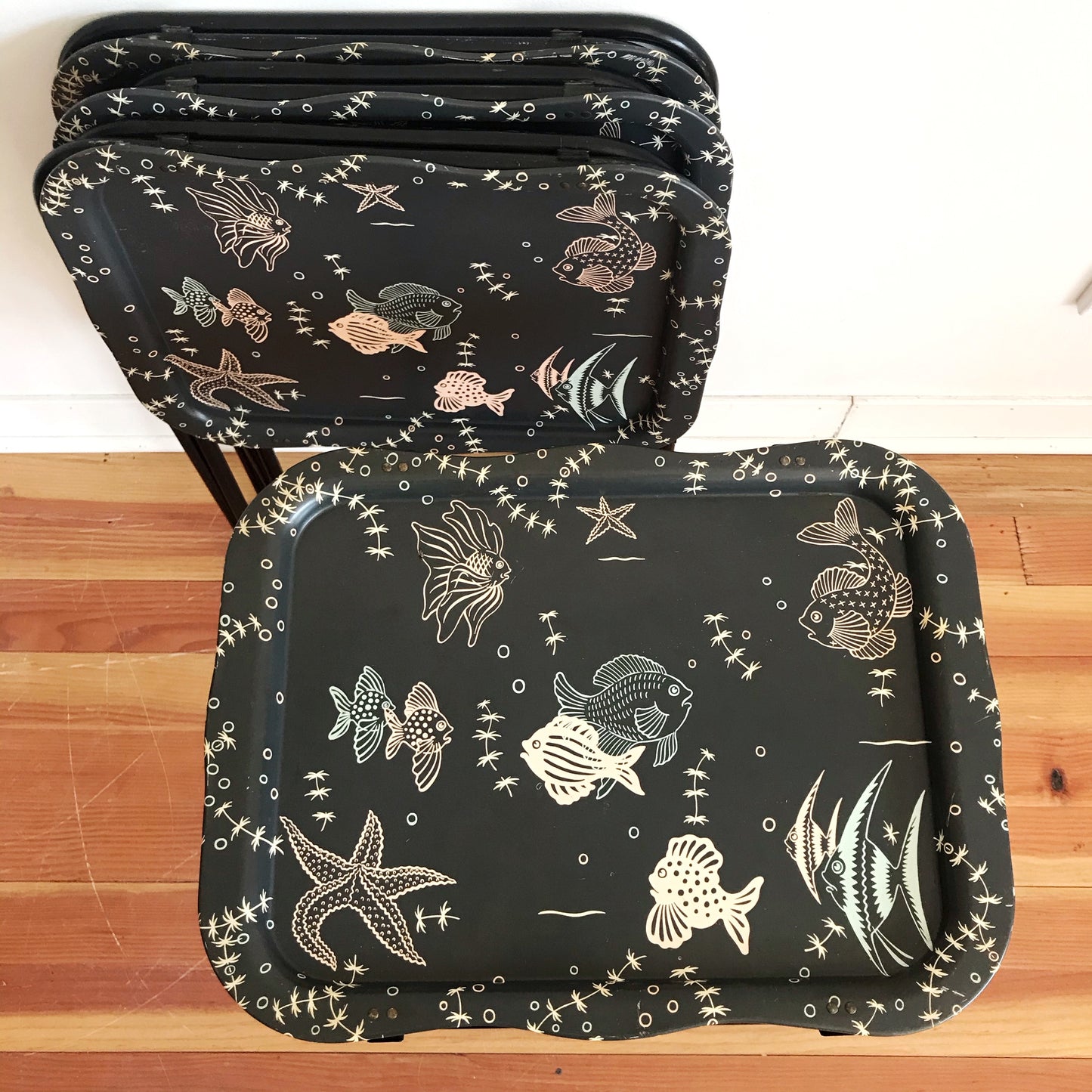 Set of 4 Vintage Folding TV Trays