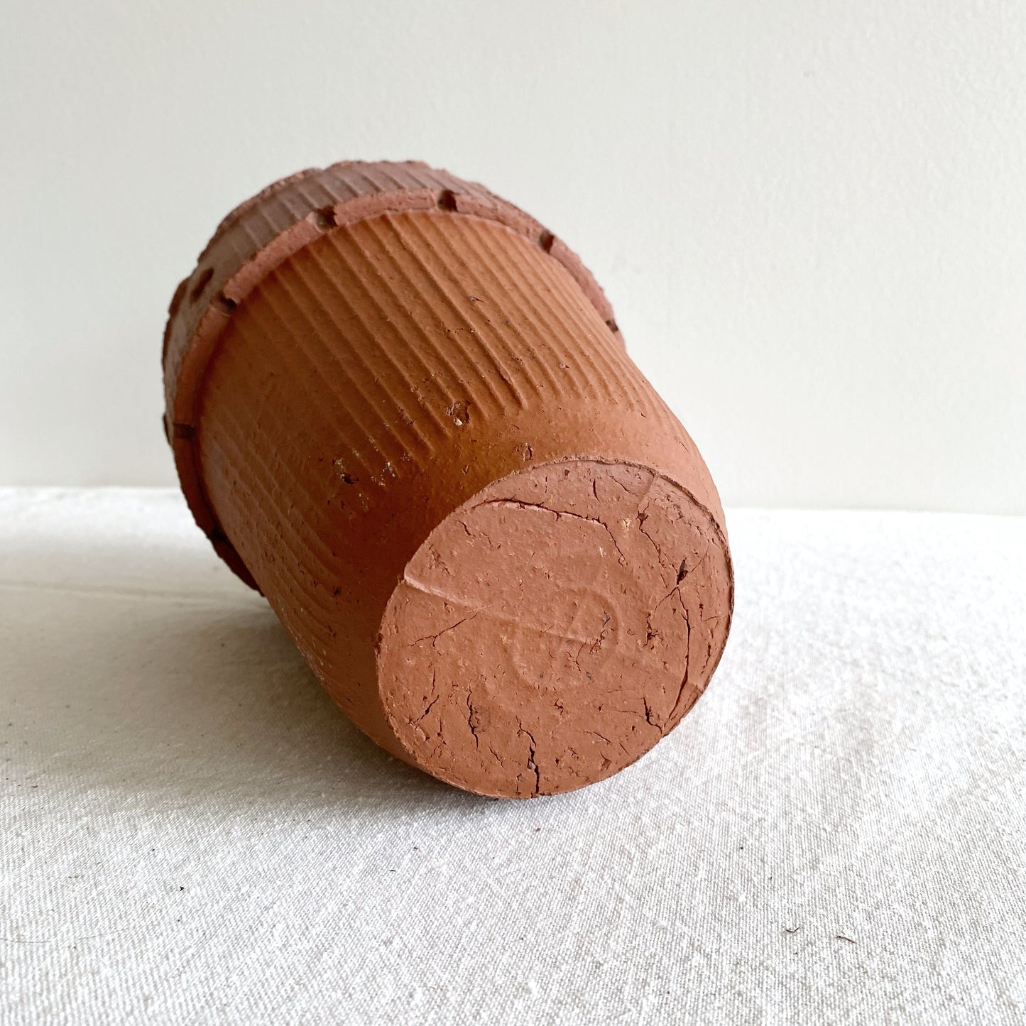 Antique Terracotta Terpentine Pot | Herty Cup
