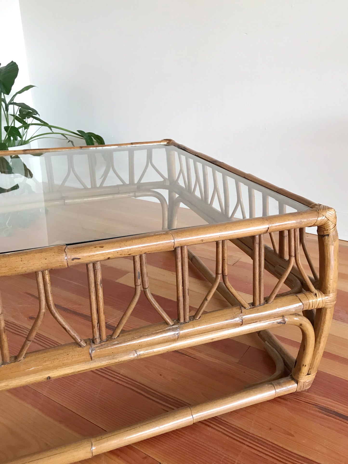 XL Vintage Rattan Coffee Table (38 x 38)