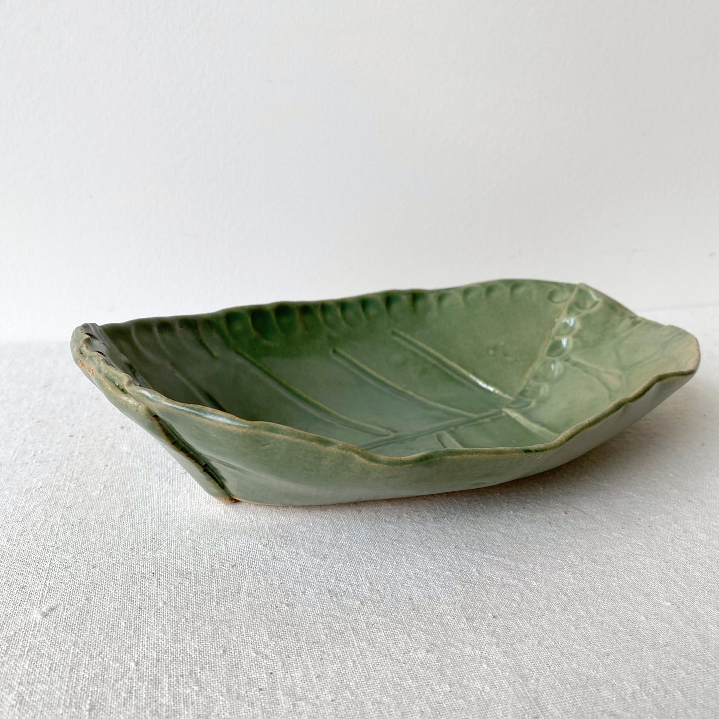 Vintage Stoneware Leaf Bowl