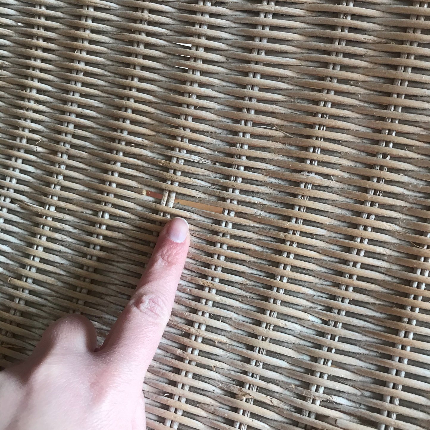Vintage Wicker Lounger with Footrest