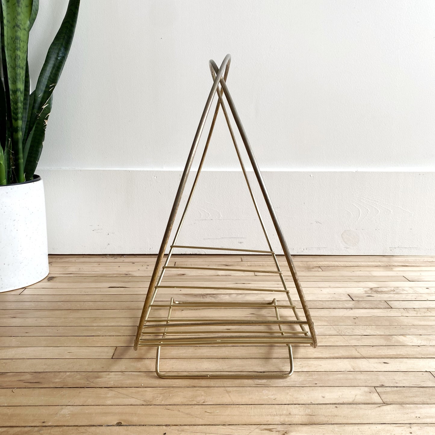 Vintage Brass “Hoop” Magazine Holder