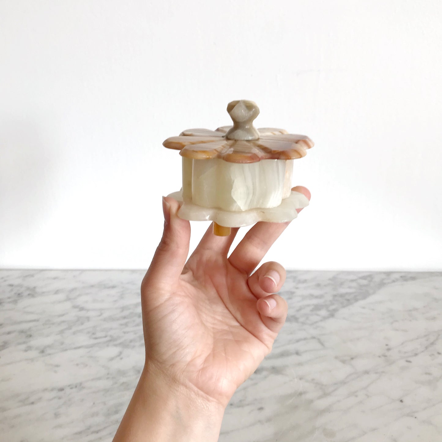 Vintage Onyx Flower Trinket Box