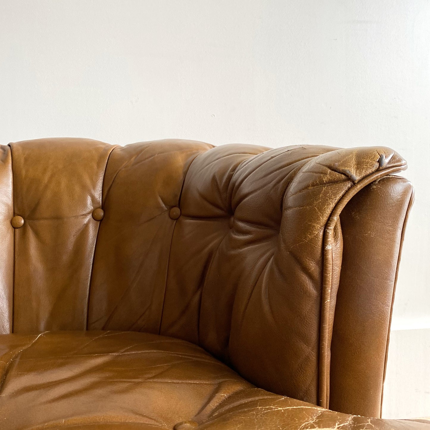 Vintage Tufted Leather Swivel Club Chair