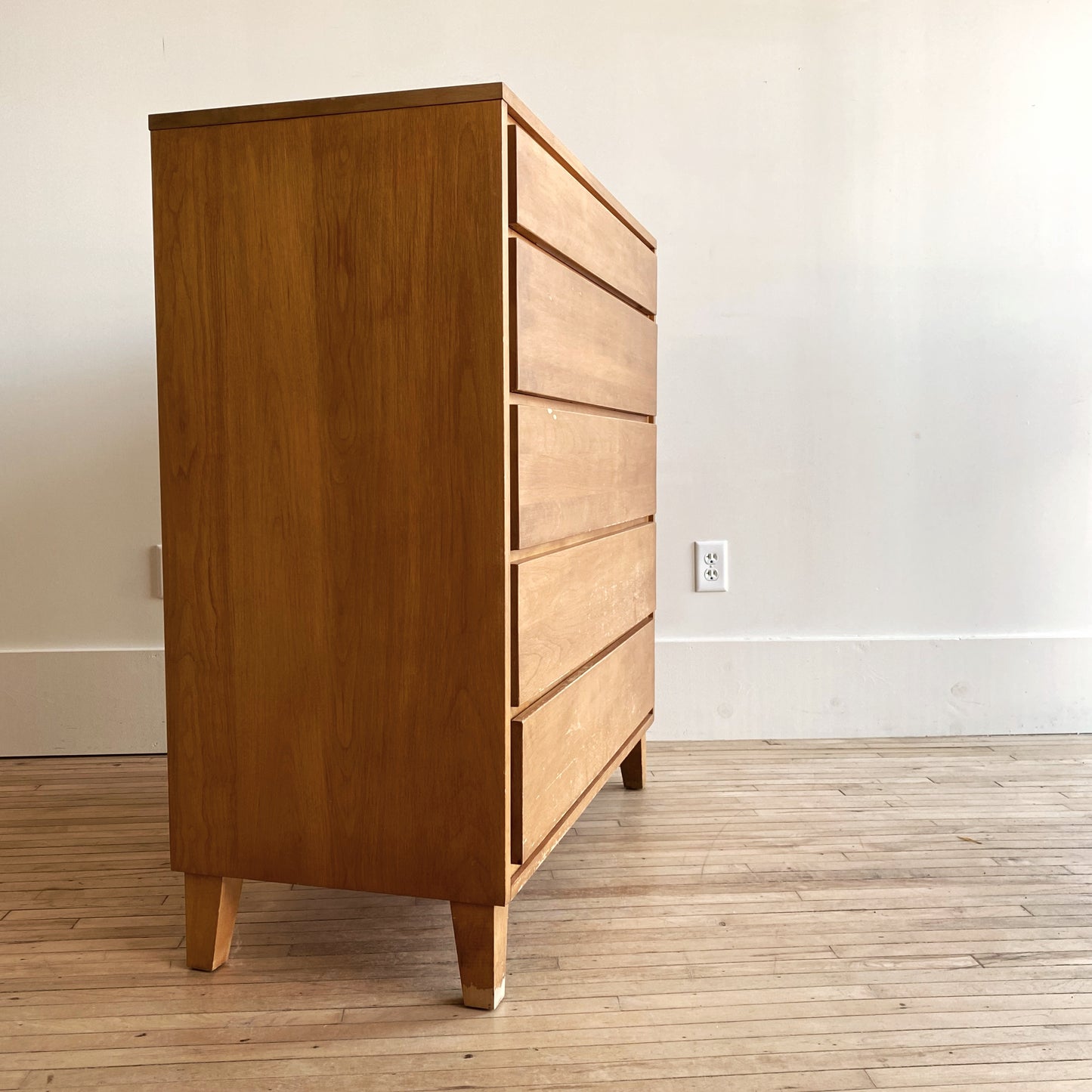 1950's "Modernmates" Dresser, Leslie Diamond for Conant Ball