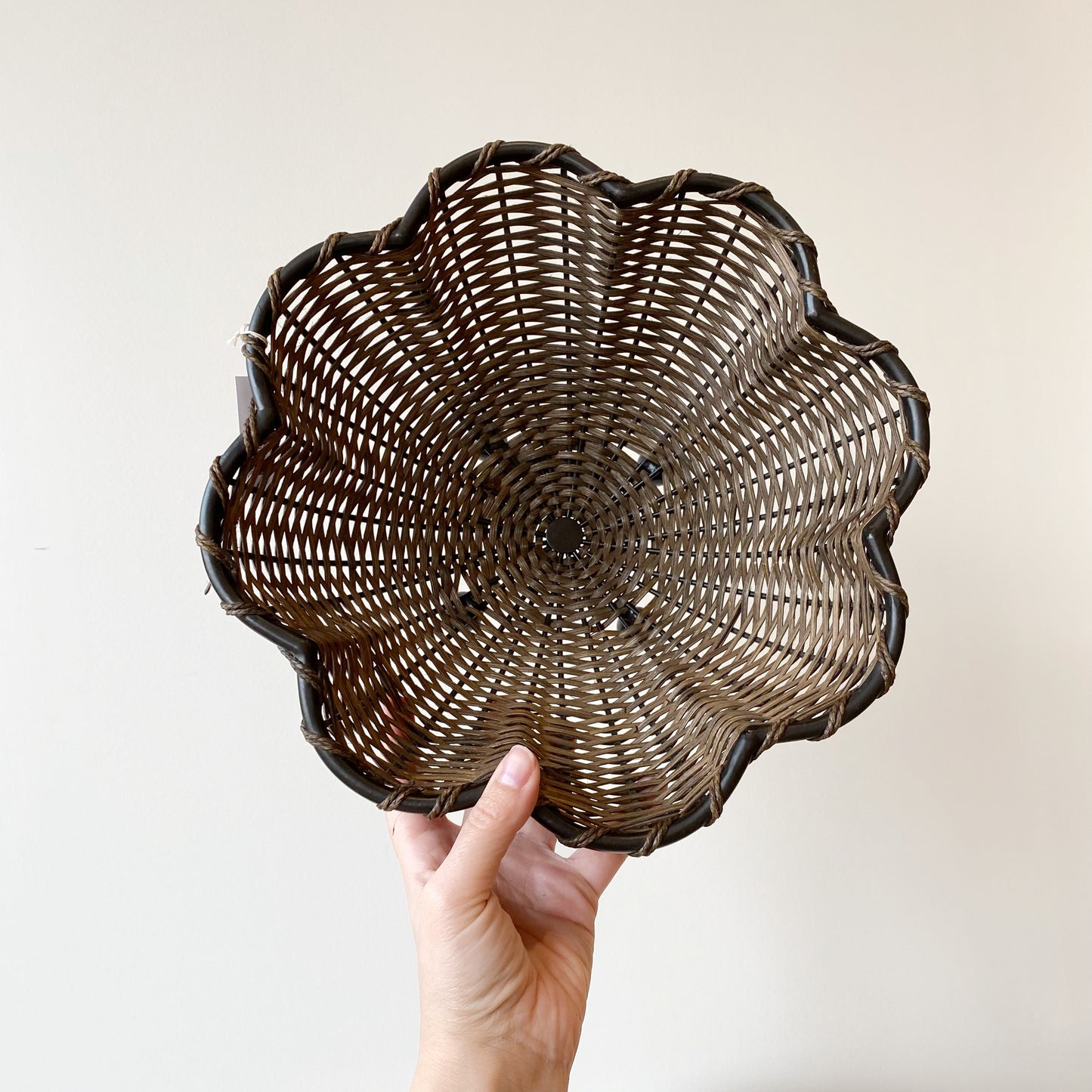 Woven Wicker Bowl with Scalloped Rim