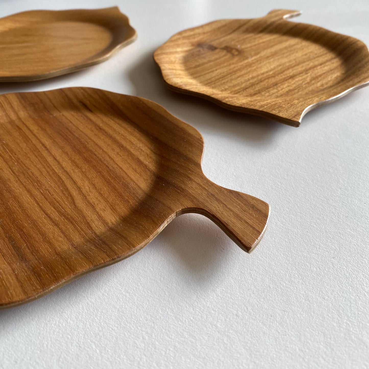 Vintage Pressed Wood Leaf Tray