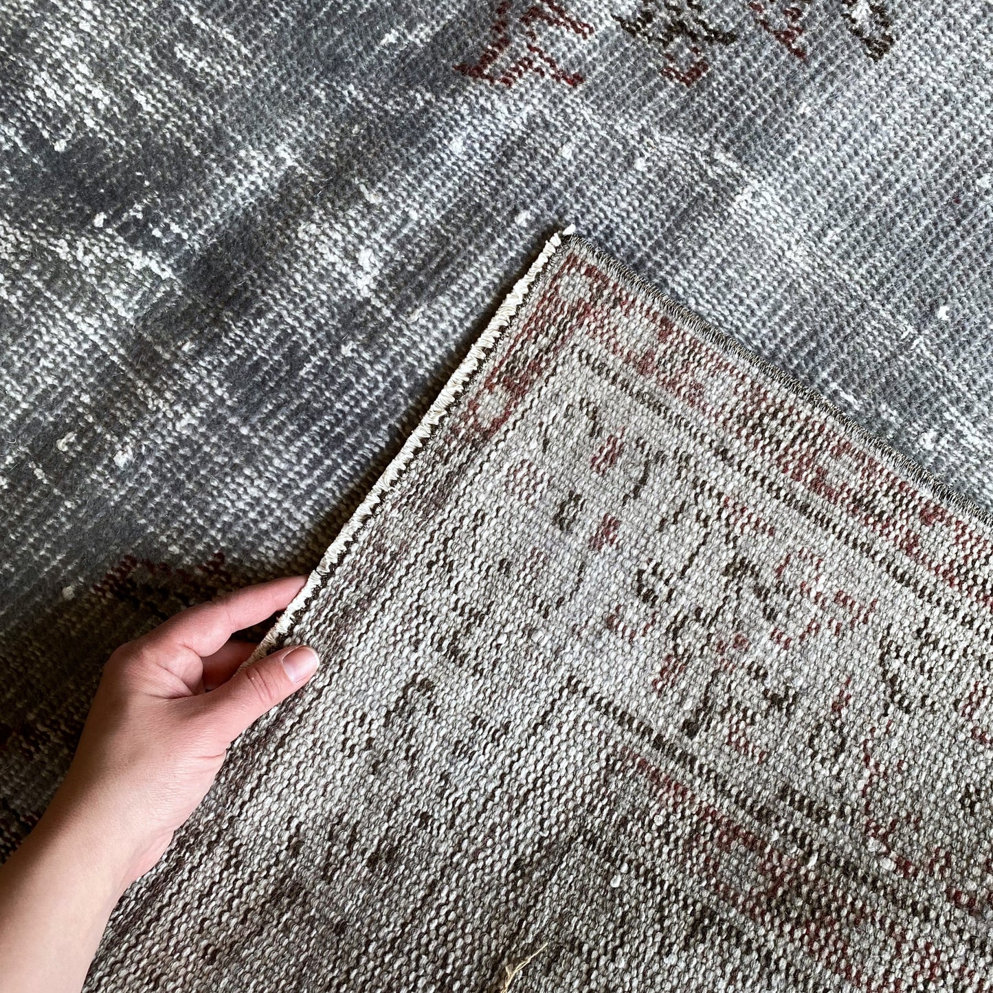 ELLIOT Vintage Hand-knotted Area Rug  (5.1 x 8.9)