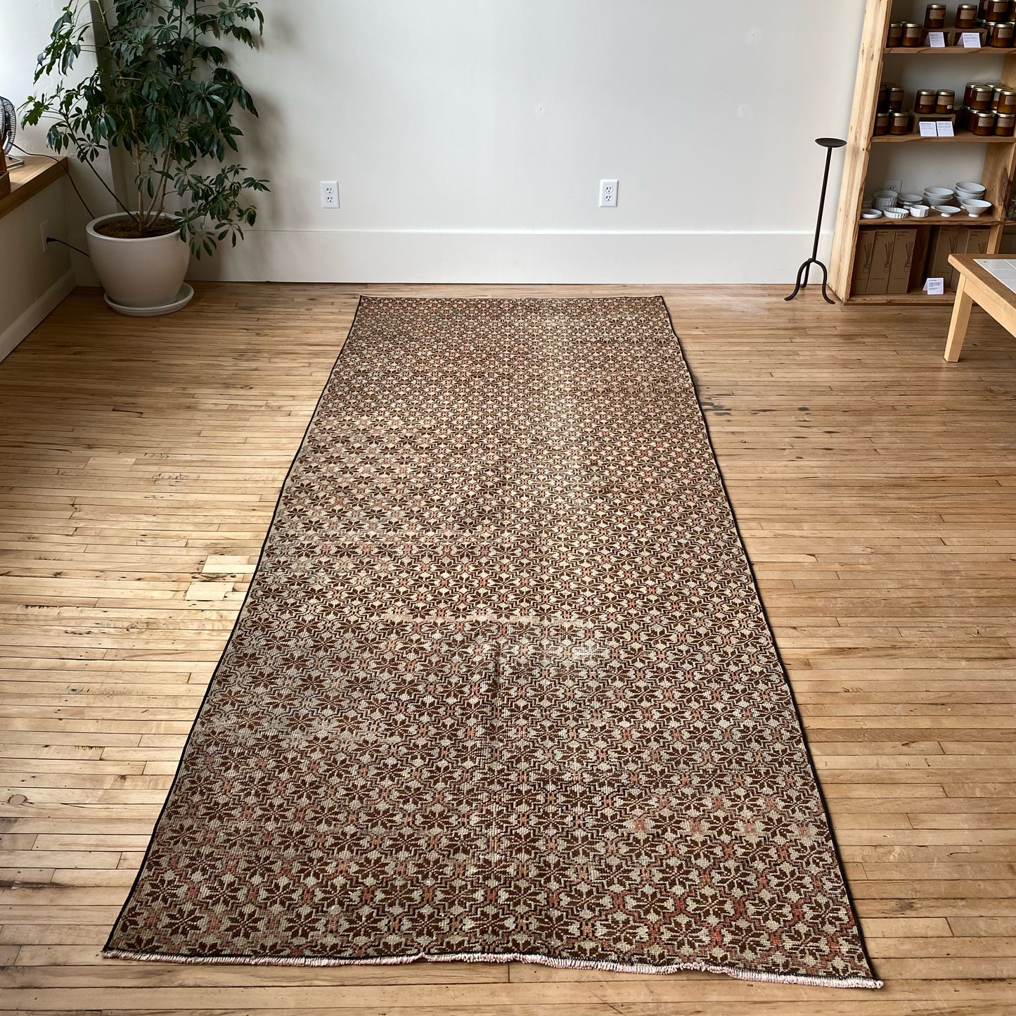 PENNY Vintage Hand-knotted Runner Rug (4’5” x 10’2”)