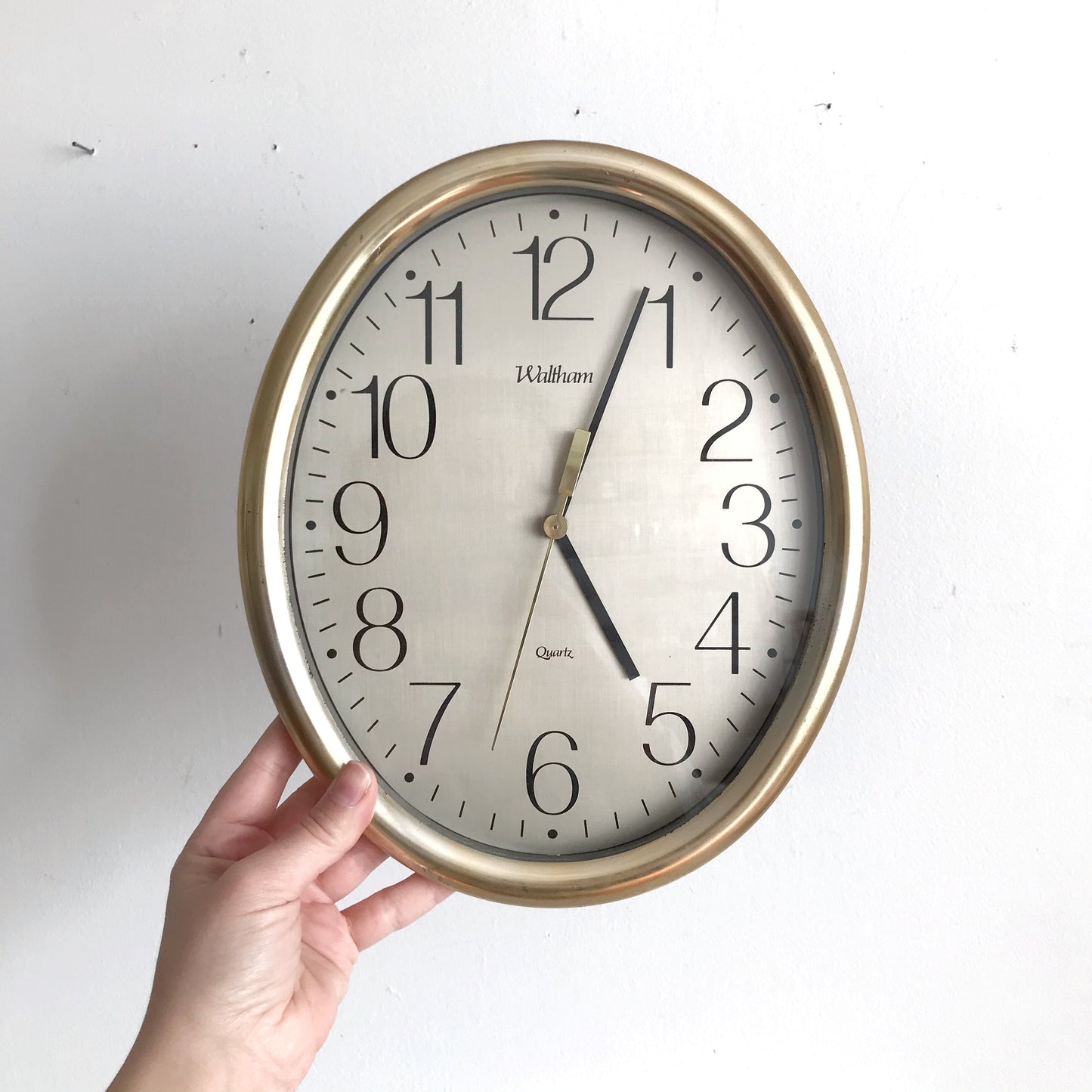 Vintage Oval Gold Analog Clock
