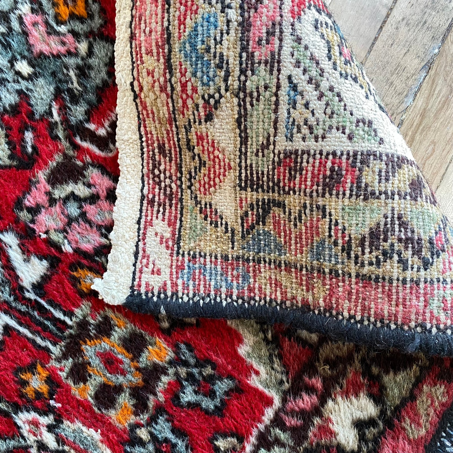 "ELAINE" Vintage Hand-knotted Rug (2'3" x 4'2")