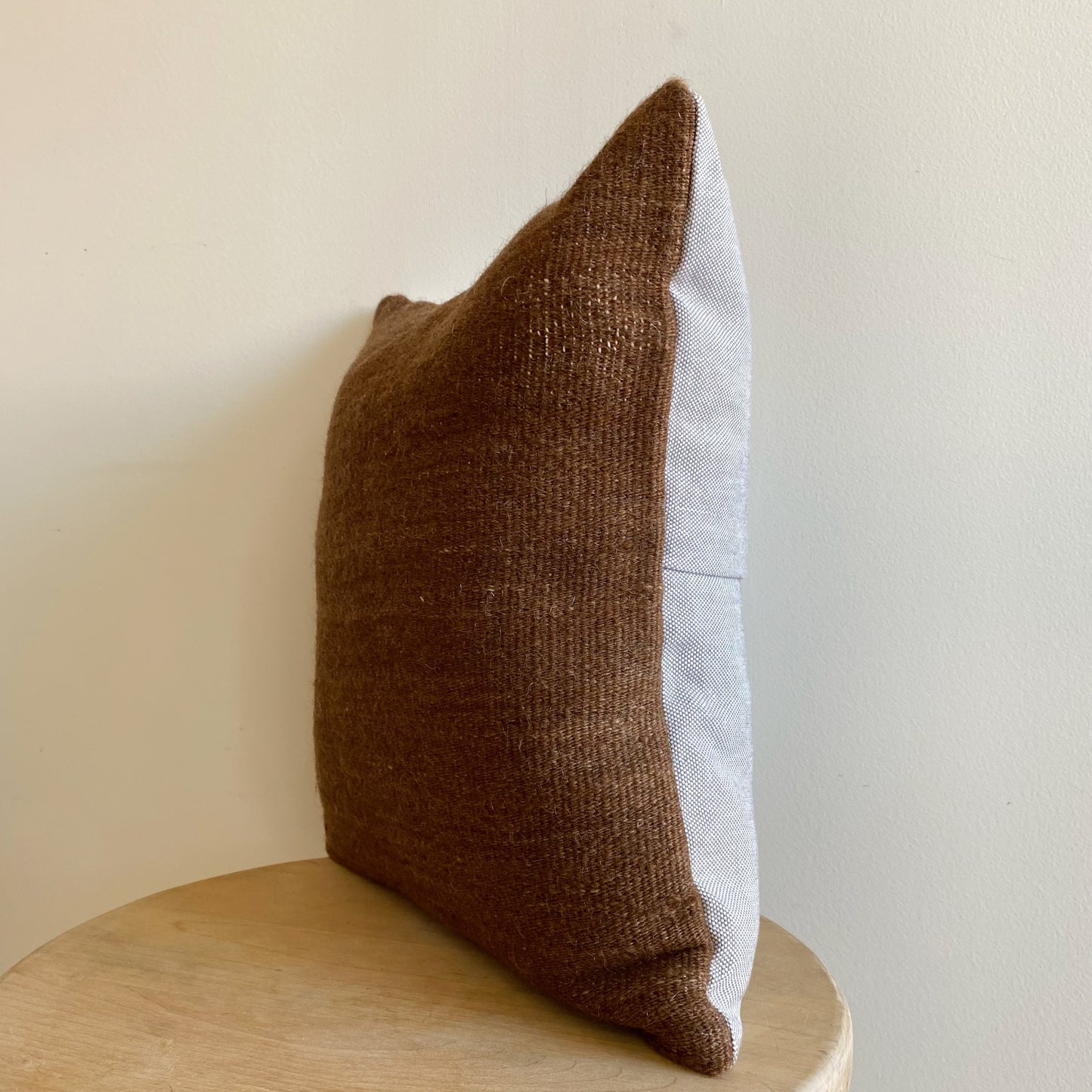 Handwoven Turkish Pillow (16x16)