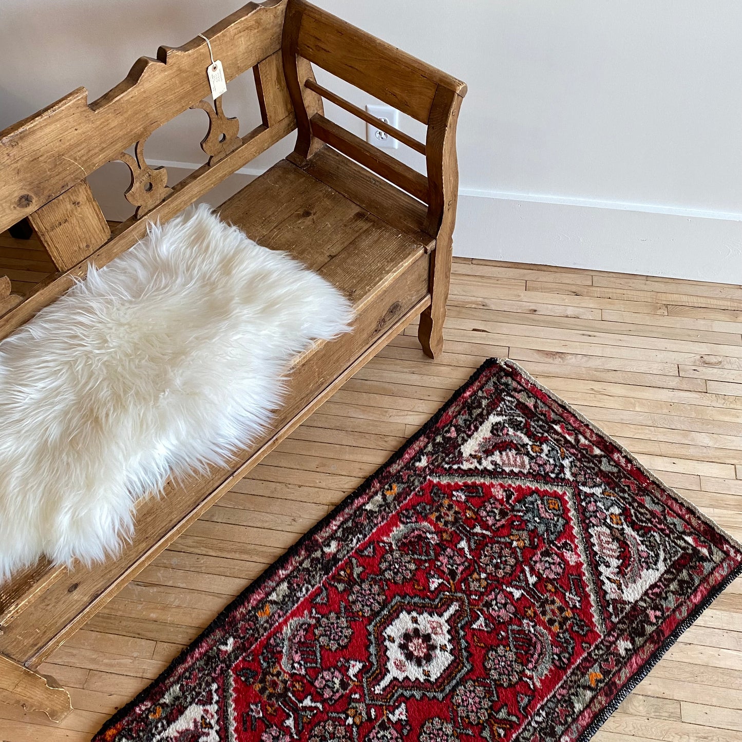 "ELAINE" Vintage Hand-knotted Rug (2'3" x 4'2")