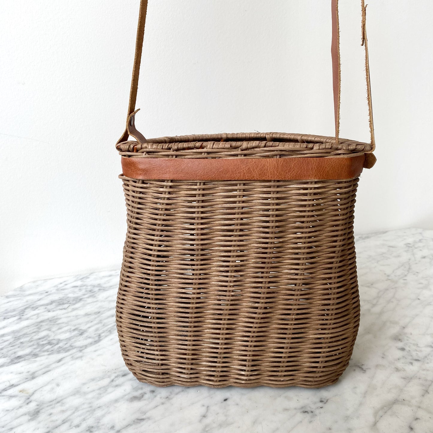 Wicker Foraging Basket / Hanging Basket