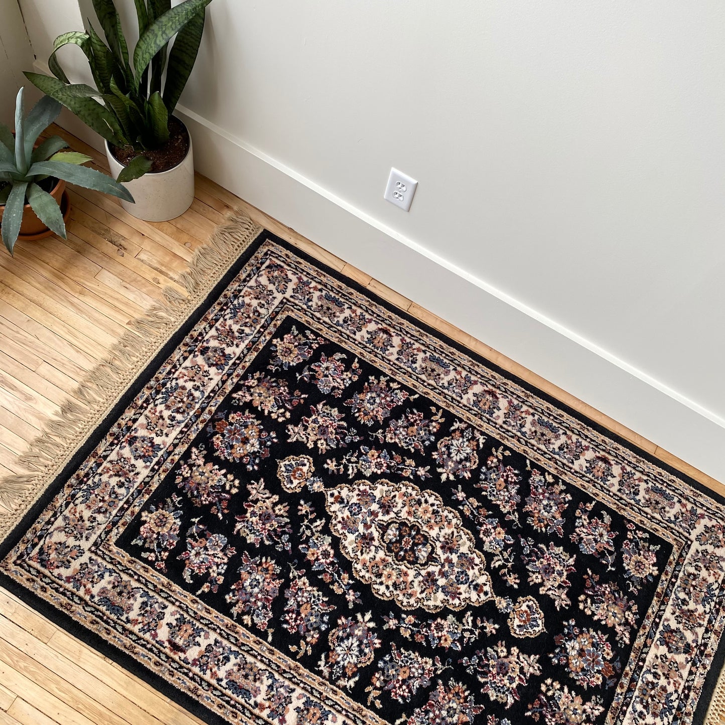 Black Area Rug (3’11” x 6’2”)