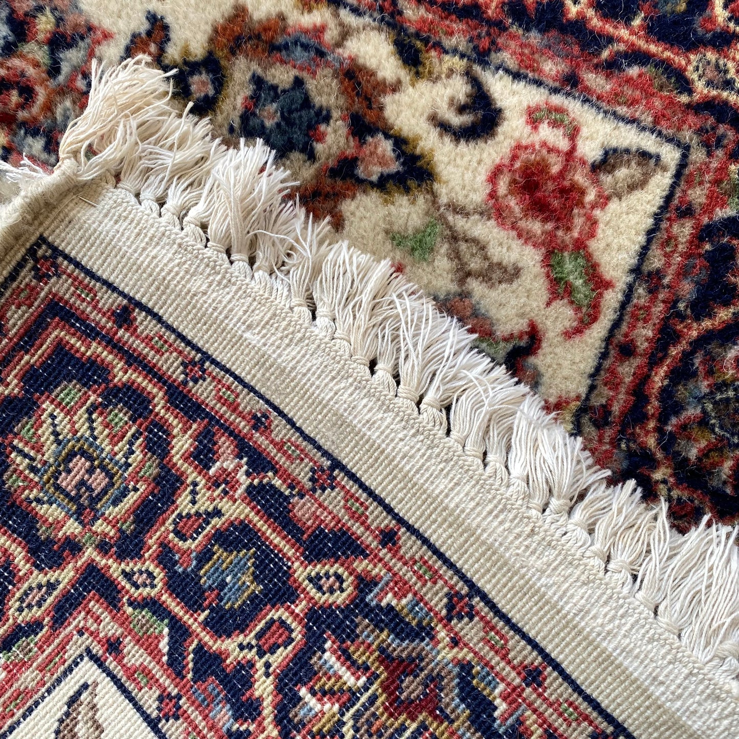 Vintage Floral Accent Rug (3.2 x 2)